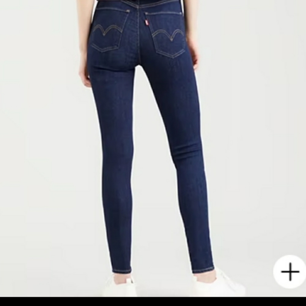 Mile High Super Skinny Levis Jeans..Size 24x30